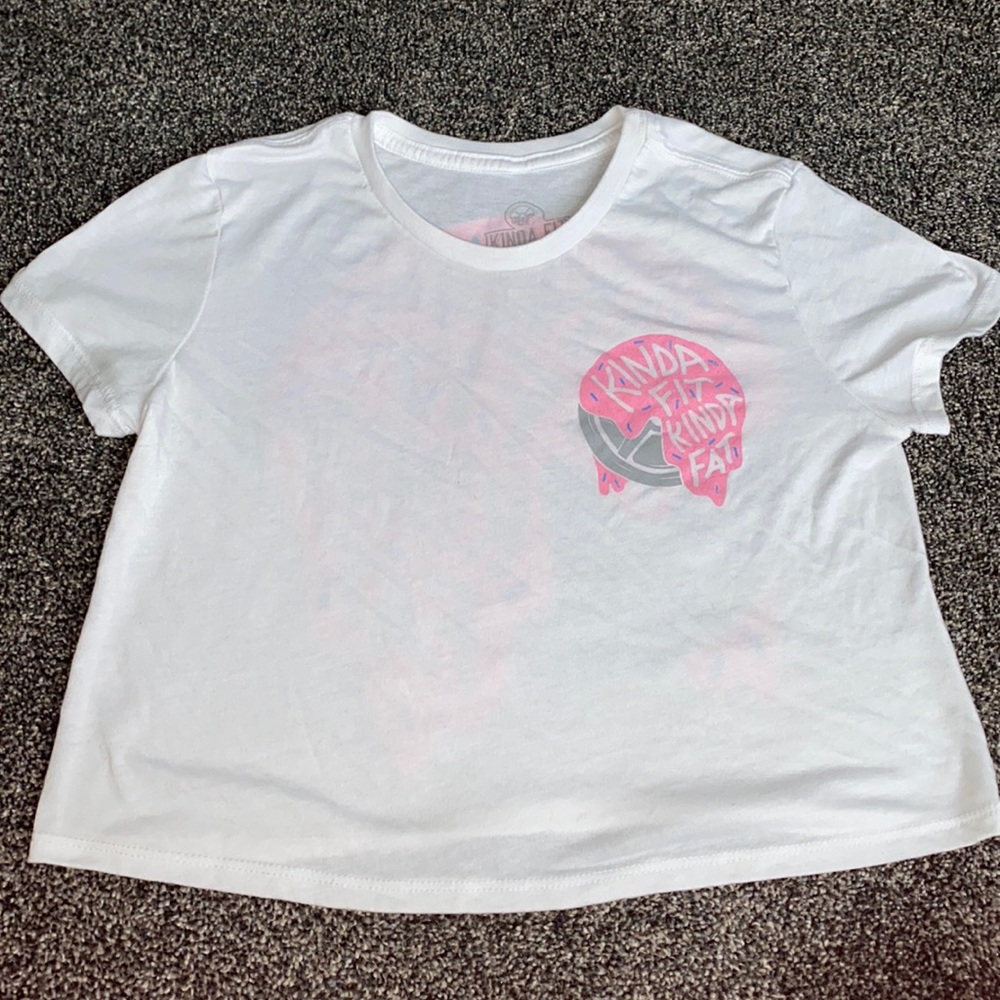 Kinda fit kinda fat cropped tee